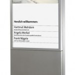 Portrait Stele für 52 Zoll Displays Portrait Stele für 52 Zoll Displays